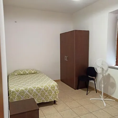 Eco Hostel *